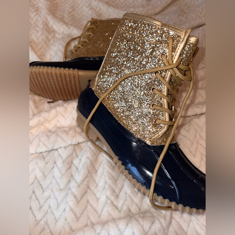 ‘Sugar’ Brand Duck Boots